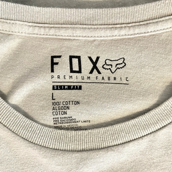 Fox Short Sleeve Graphic T-Shirt - Picture 2 of 4